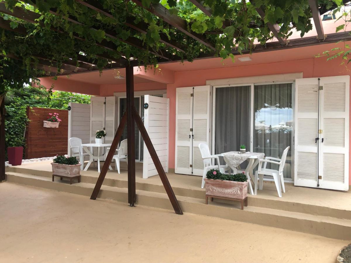 Plaisir Rooms Makriammos Kültér fotó
